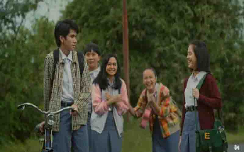 Nonton Film Keluarga Cemara 2 Full Movie Sub English